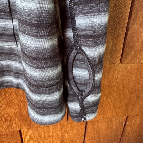 NEW GAP FIT Black/White/Blue Stripe Long Sleeve Stretch Hoodies Women's X-Large - Picture 5 of 16